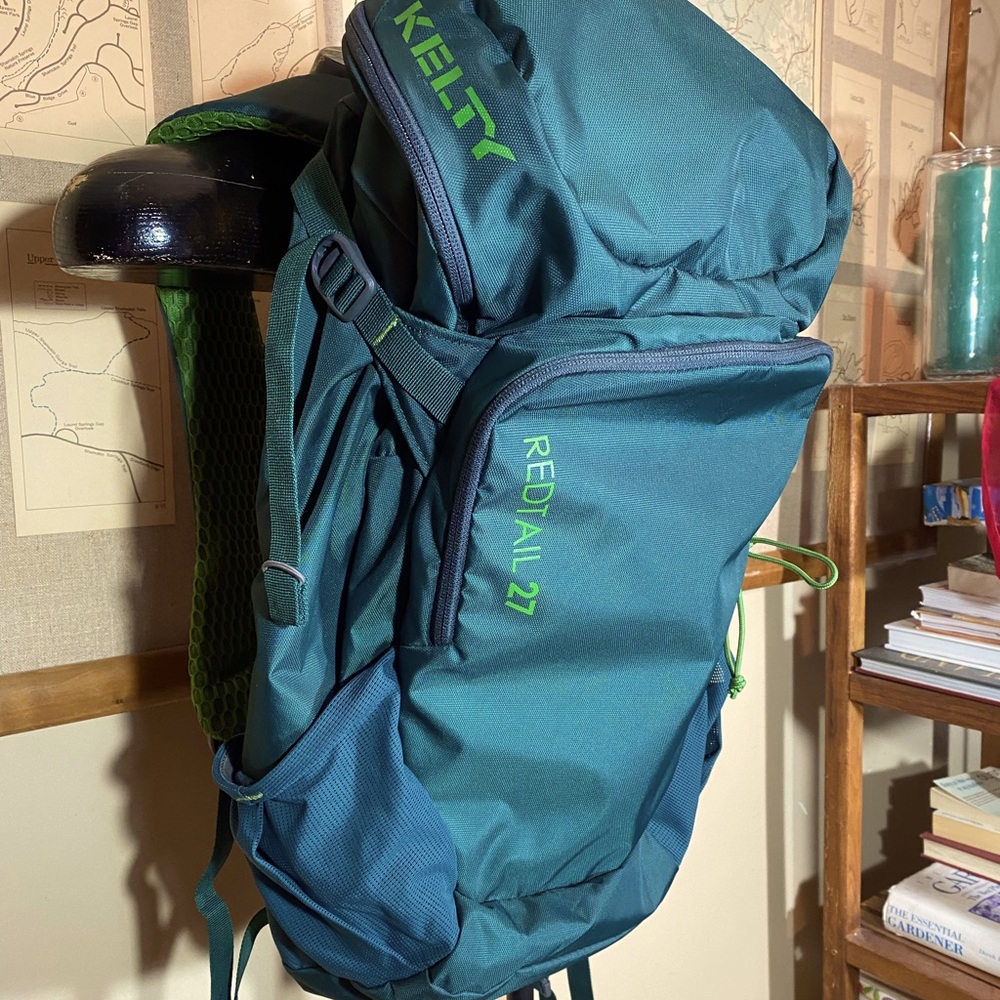 Kelty 27L Redtail daypack EUC